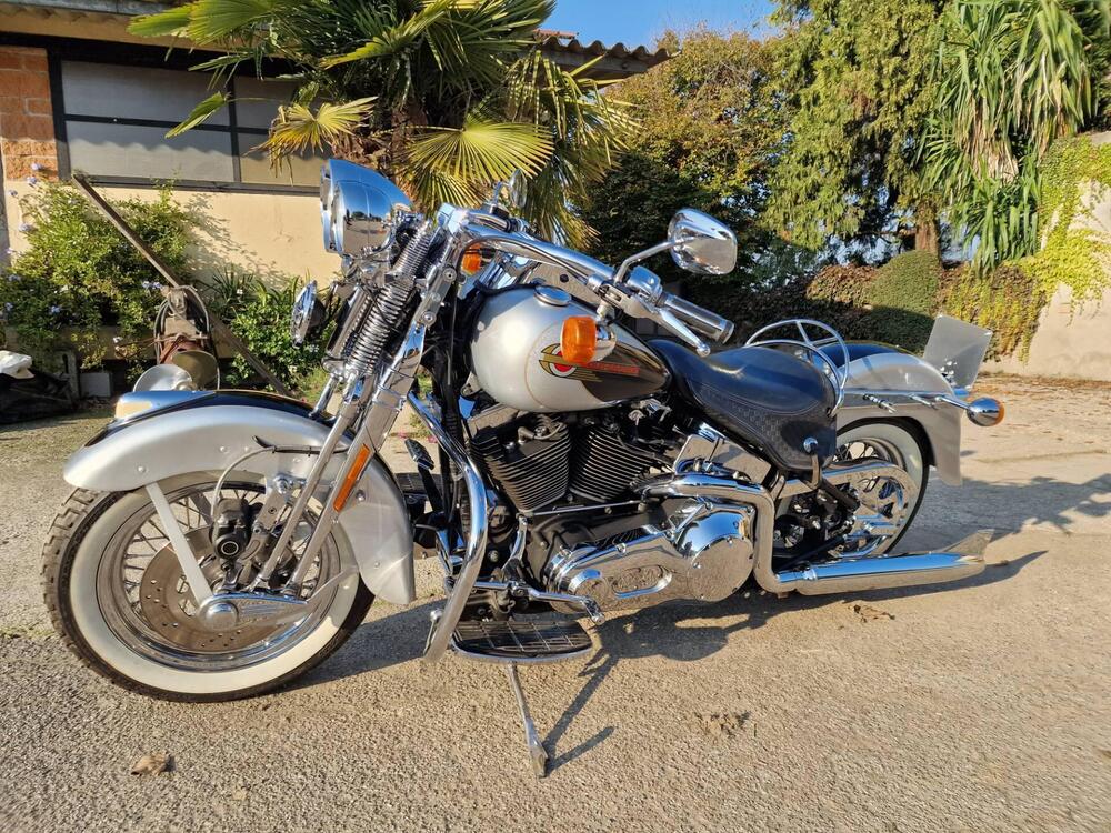 Harley-Davidson 1450 Heritage Springer (2000 - 03) - FLSTS