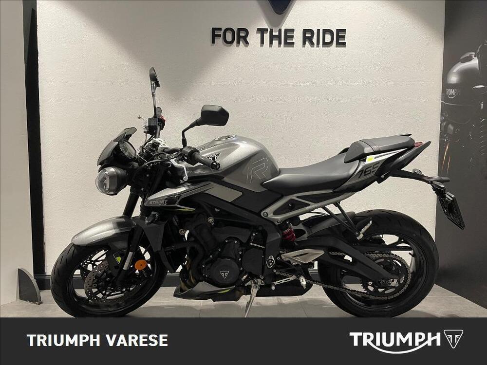 Triumph Street Triple 765 R (2023 - 26) (2)