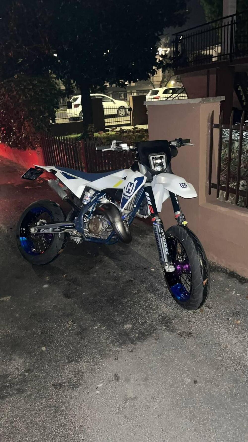 Husqvarna TC 125 (2022) (2)