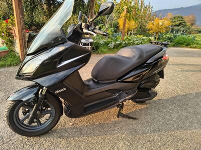Kymco Downtown 300i (2009 - 17) usata
