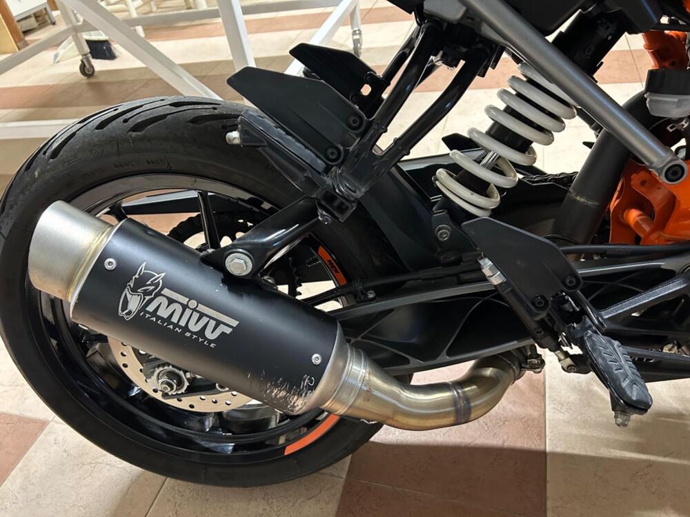 KTM 125 Duke (2021 - 23) (6)