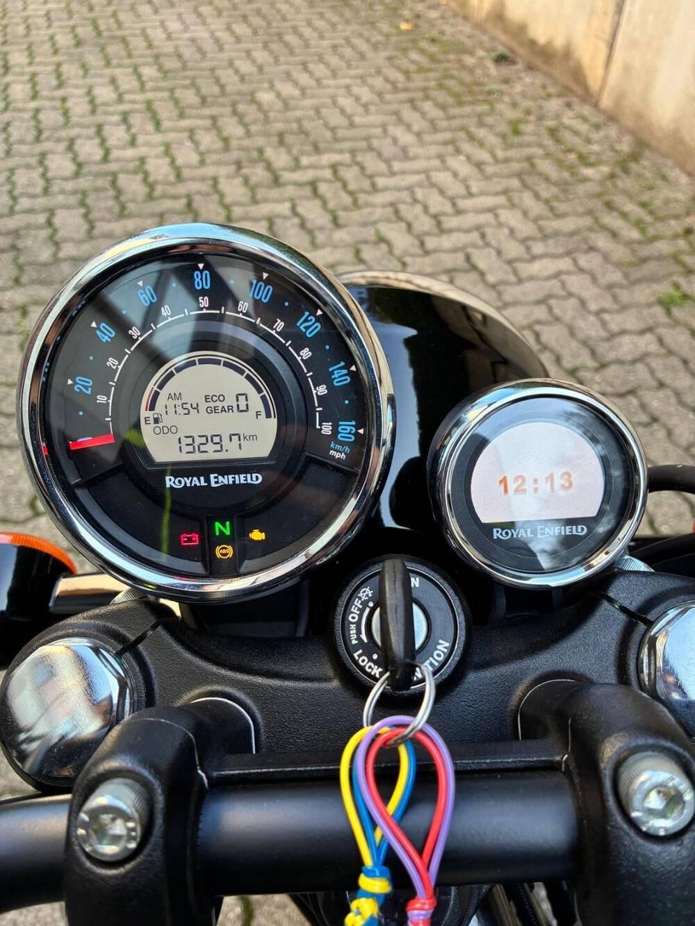 Royal Enfield Meteor 350 (2021 - 26) (5)