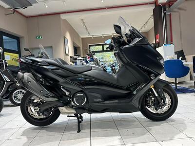 Yamaha T-Max 560 Tech Max (2020) usata