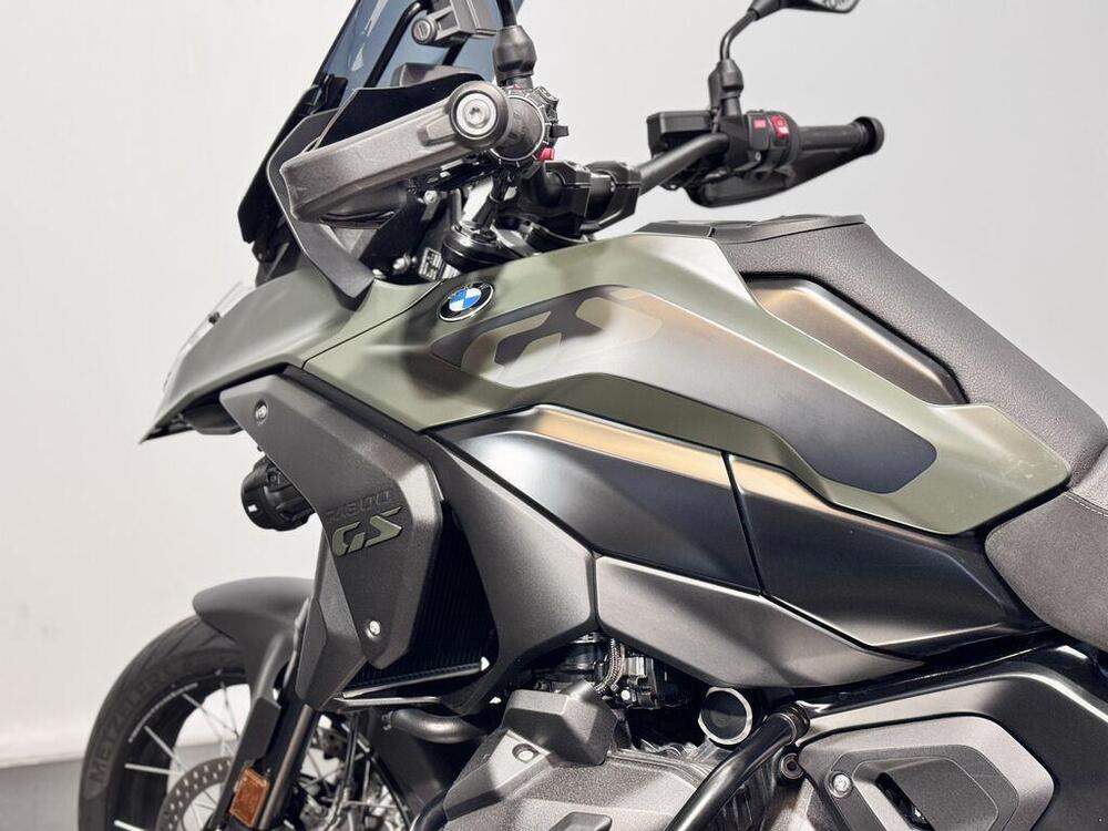 Bmw R 1300 GS (2023 - 26) (4)