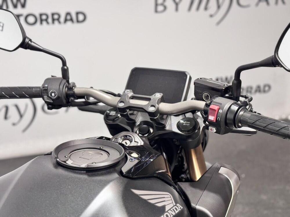 Honda CB 650 R E-Clutch (2024 - 26) (15)