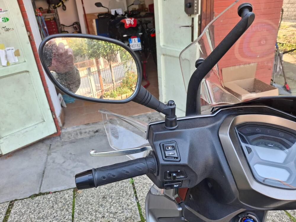 Kymco Agility 300i Noodoe (2021 - 24) (2)