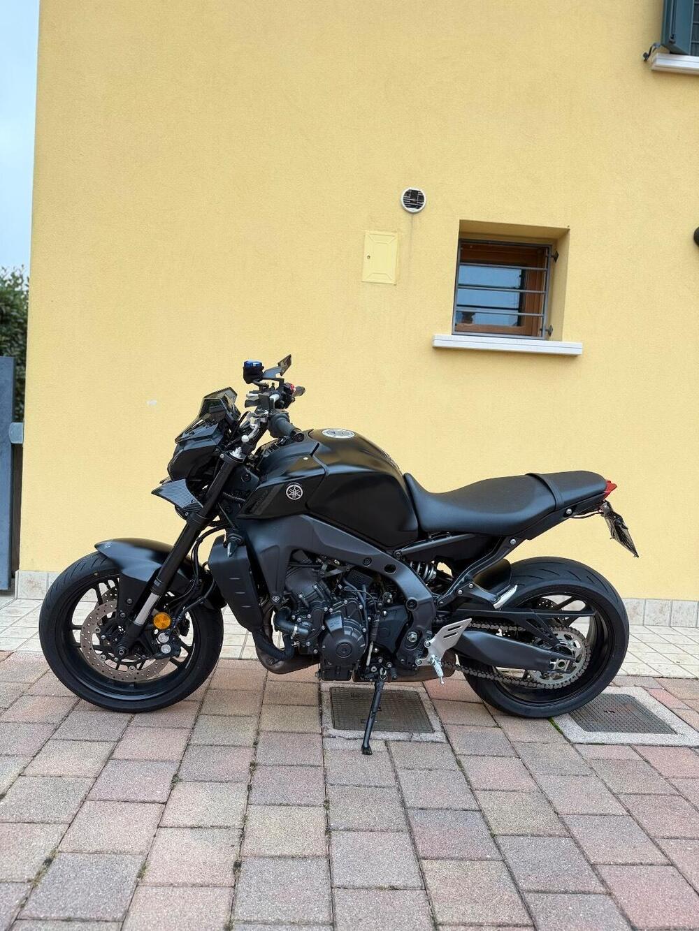 Yamaha MT-09 (2021 - 23) (4)
