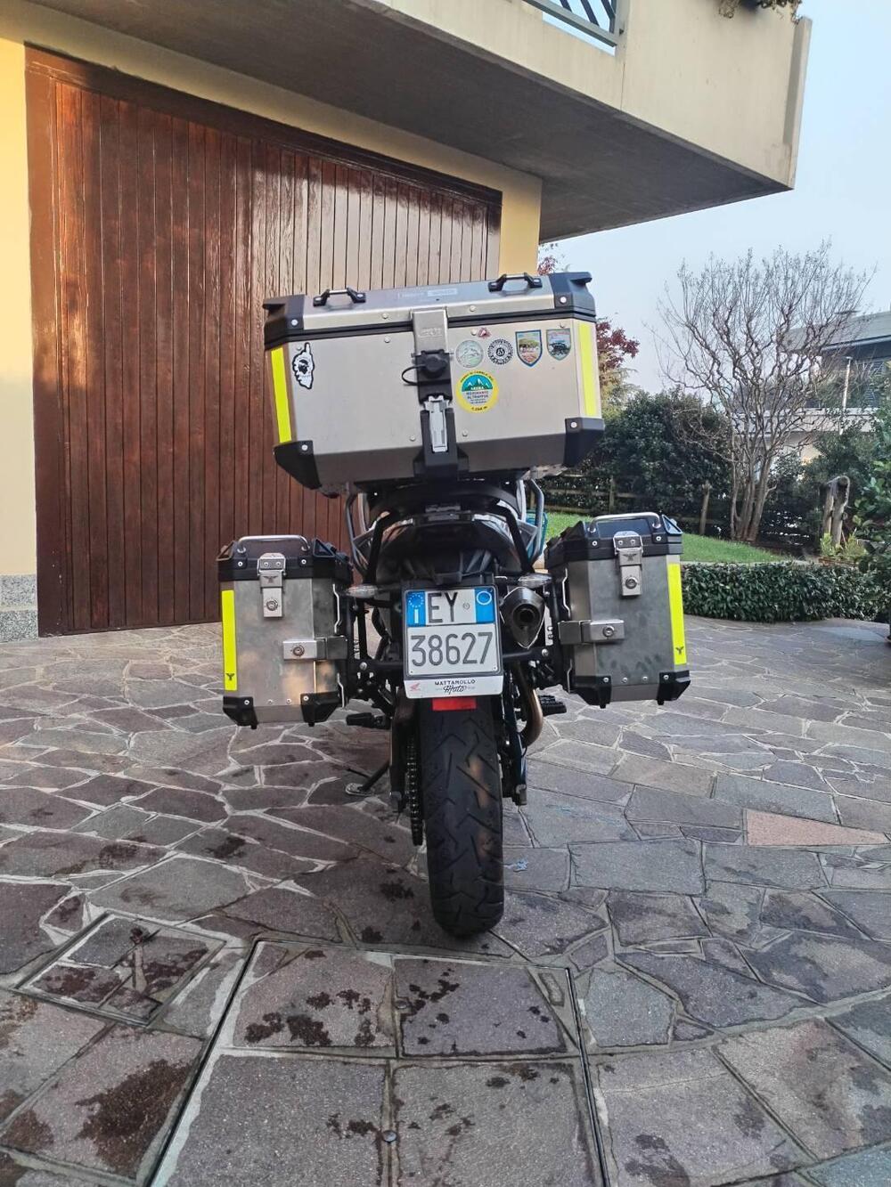 Moto Morini X-Cape 650 (2021 - 25) (4)