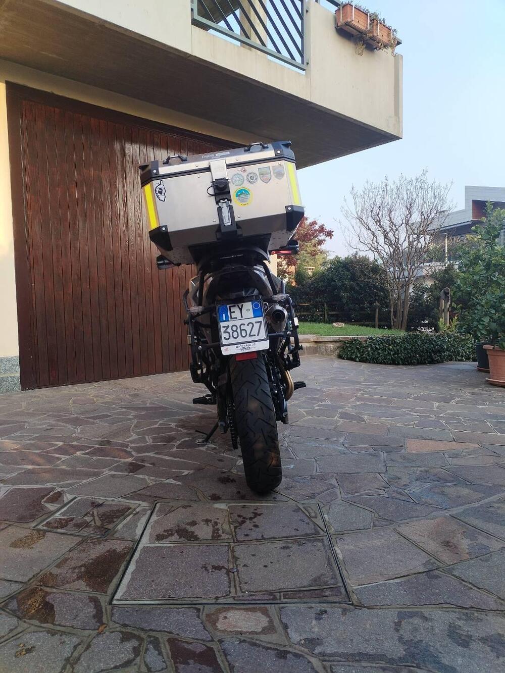 Moto Morini X-Cape 650 (2021 - 25) (5)