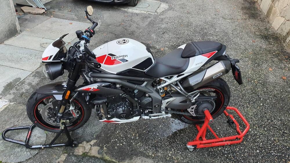 Triumph Speed Triple 1050 RS (2018 - 20) (6)