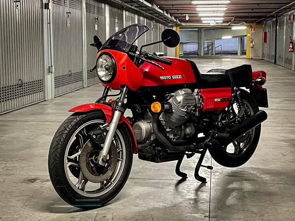 Moto Guzzi Le Mans 1 850 (8)