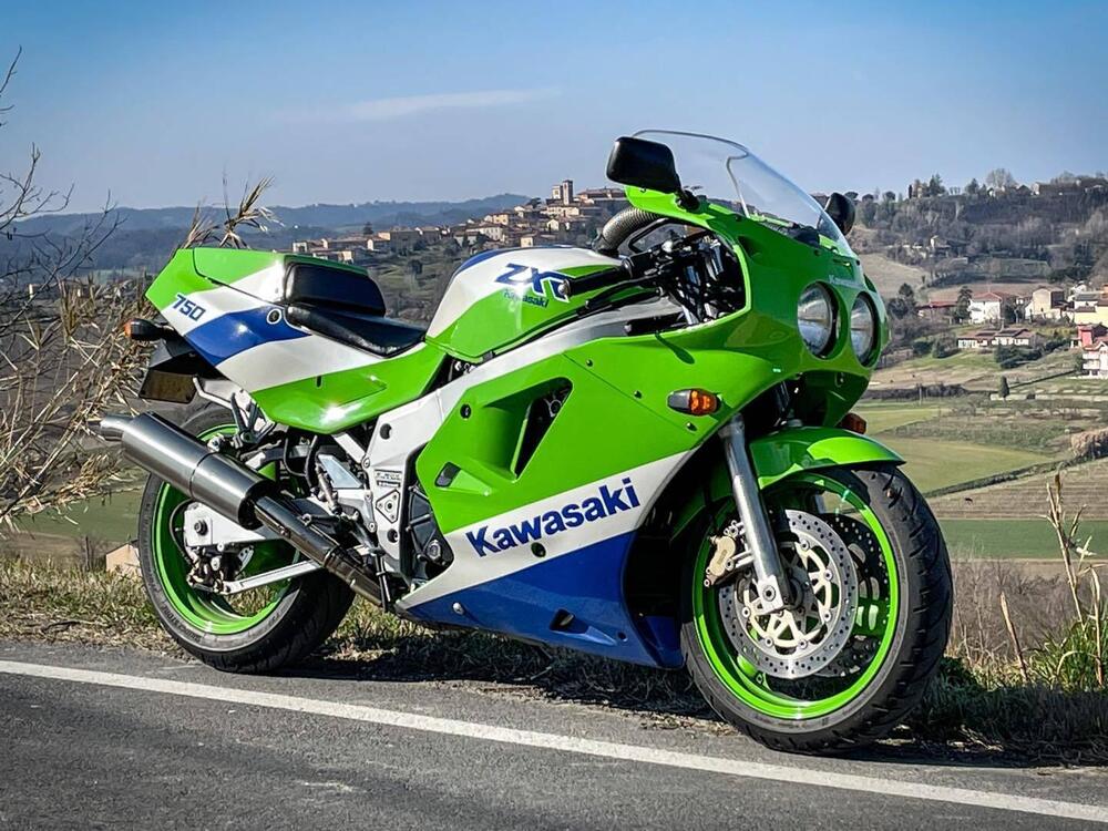 Kawasaki ZXR 750 (5)