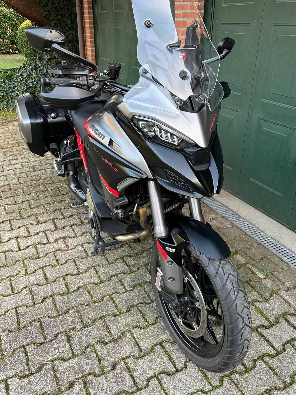 Ducati Multistrada V4 S Grand Tour (2024) (2)