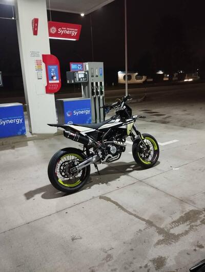 Fantic Motor Motard 125 Performance 4t (2020) usata