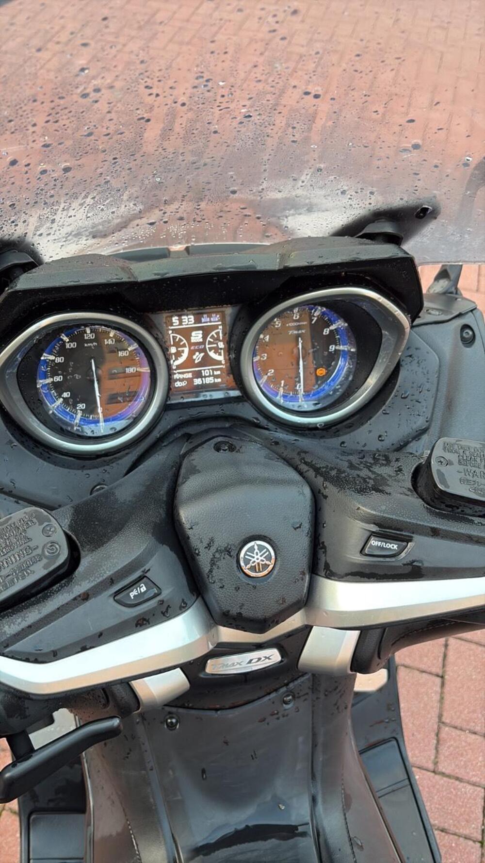 Yamaha T-Max 530 DX (2017 - 19) (3)