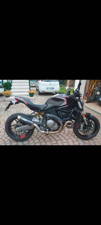 Ducati Monster 821 Stealth (2019 - 20) usata