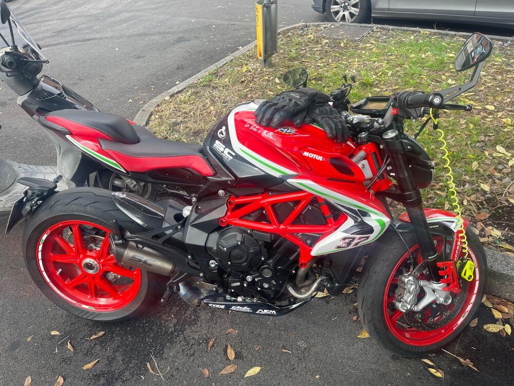 MV Agusta Brutale 800 RC (2019) (4)