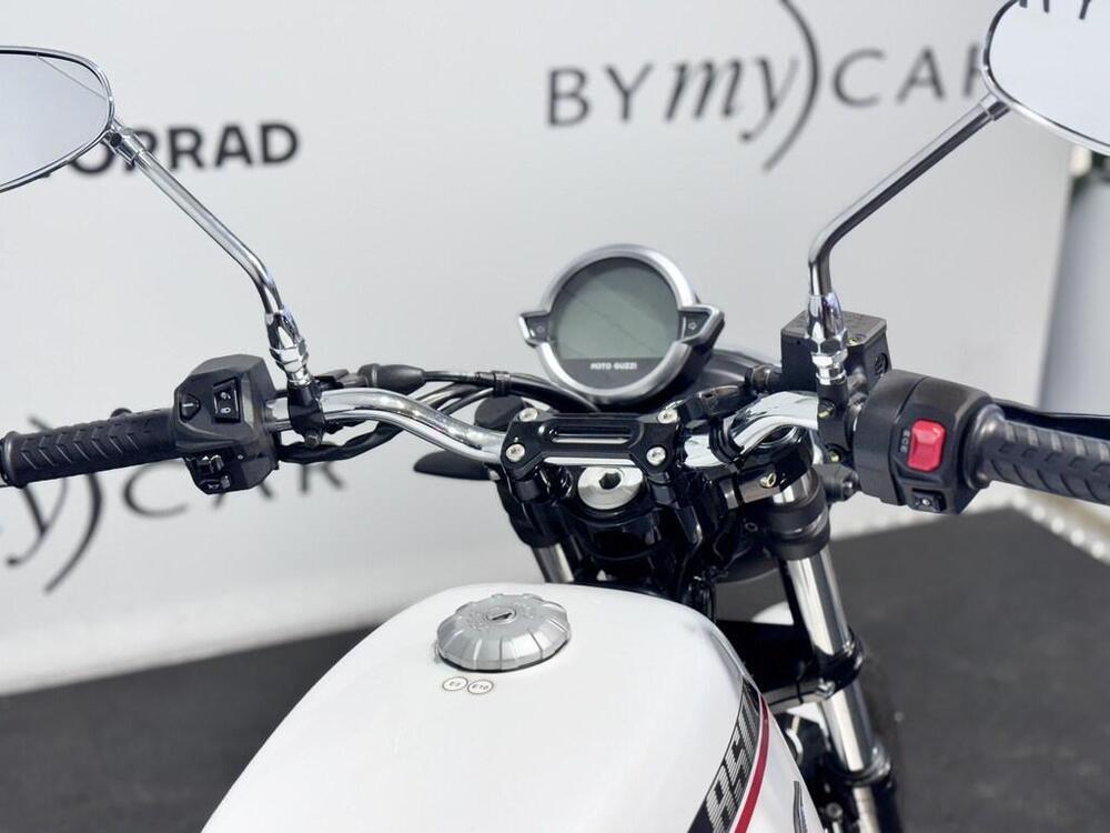 Moto Guzzi V7 850 Stone Special Abs (2021) (13)