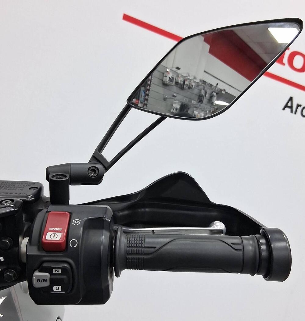 Honda X-ADV 750 DCT (2021 - 24) (6)