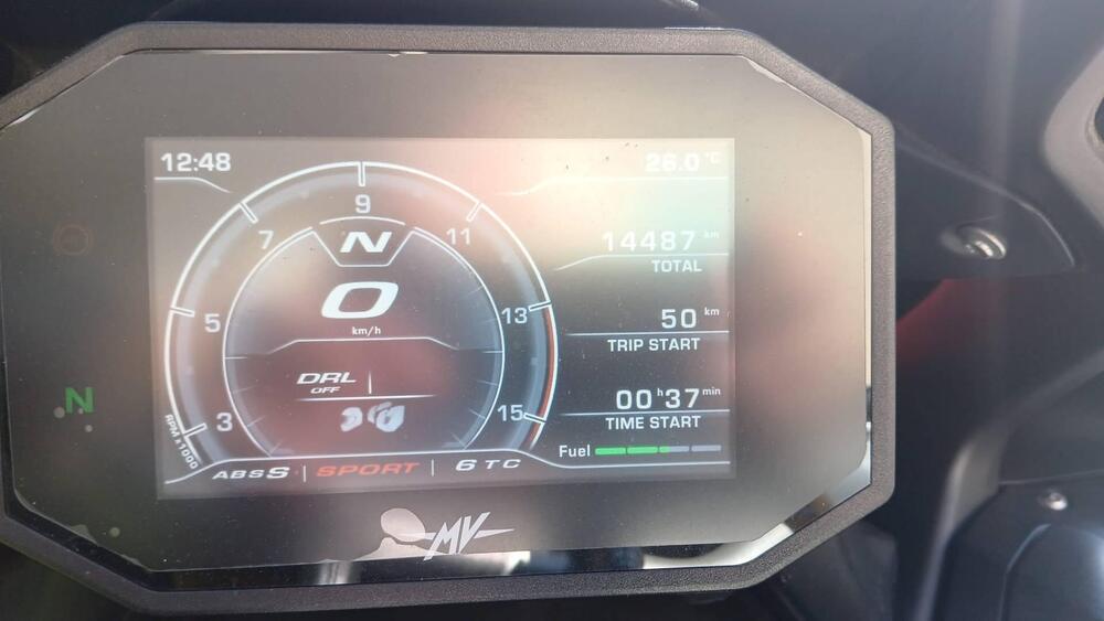 MV Agusta Turismo Veloce 800 Lusso (2021 - 22) (3)