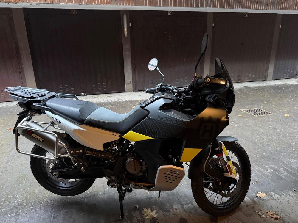 Husqvarna Norden 901 (2022 - 26) (8)