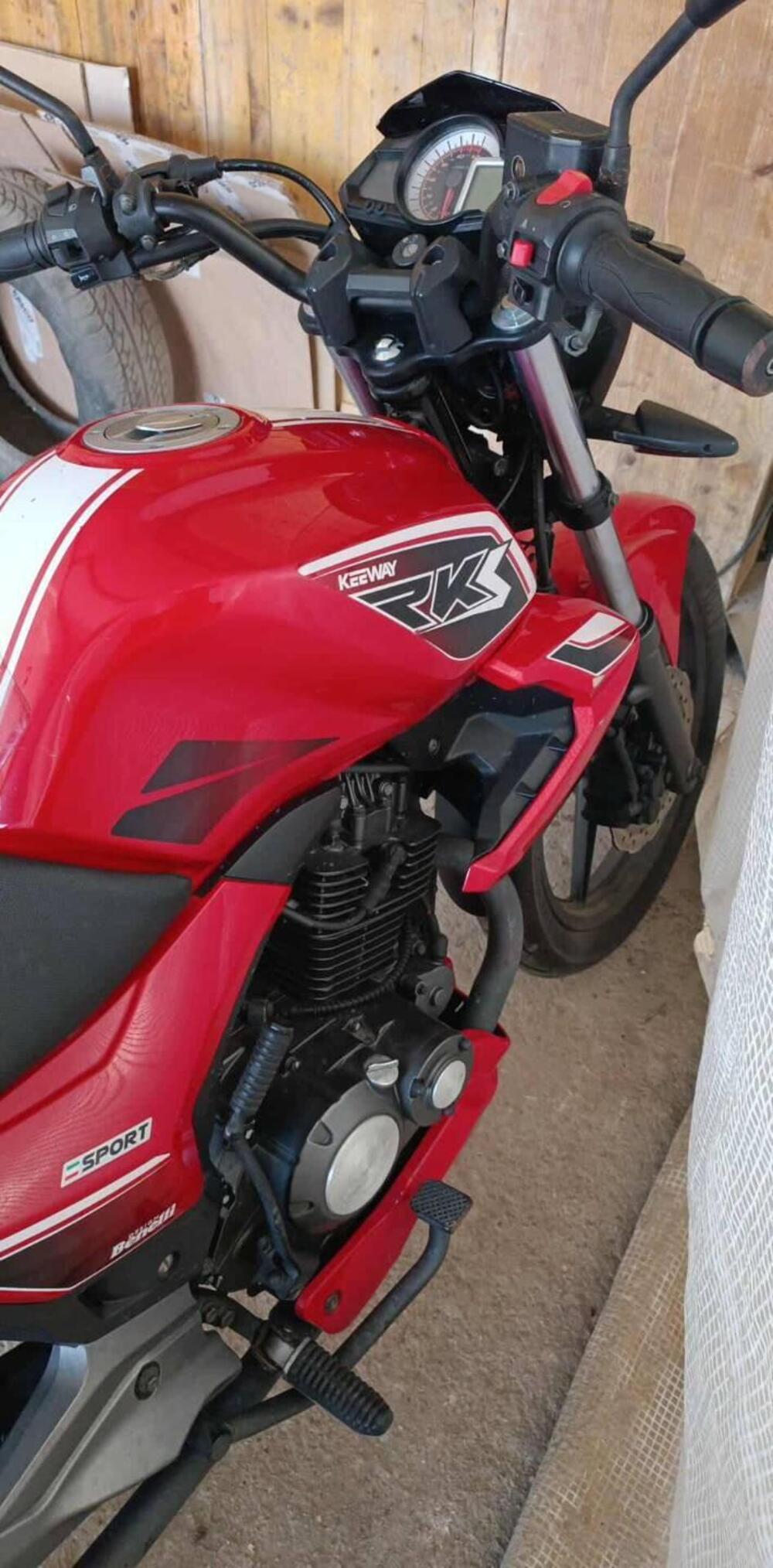 Keeway Motor RKS 125 (2016 - 17) (10)