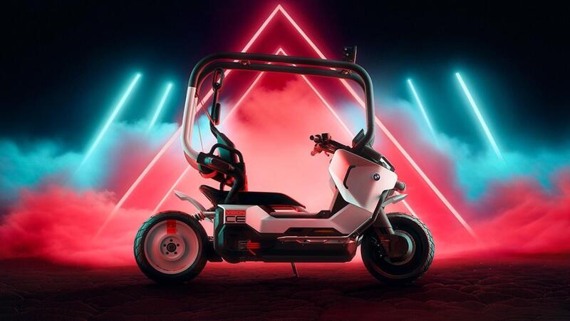 BMW VISION CE: arriver&agrave; davvero lo scooter elettrico self-balancing?