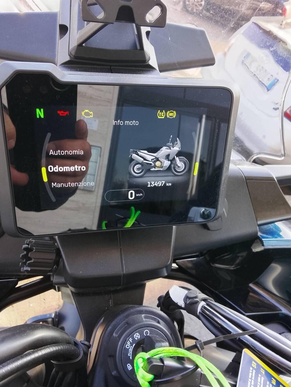 Husqvarna Norden 901 Expedition (2023 - 24) (3)