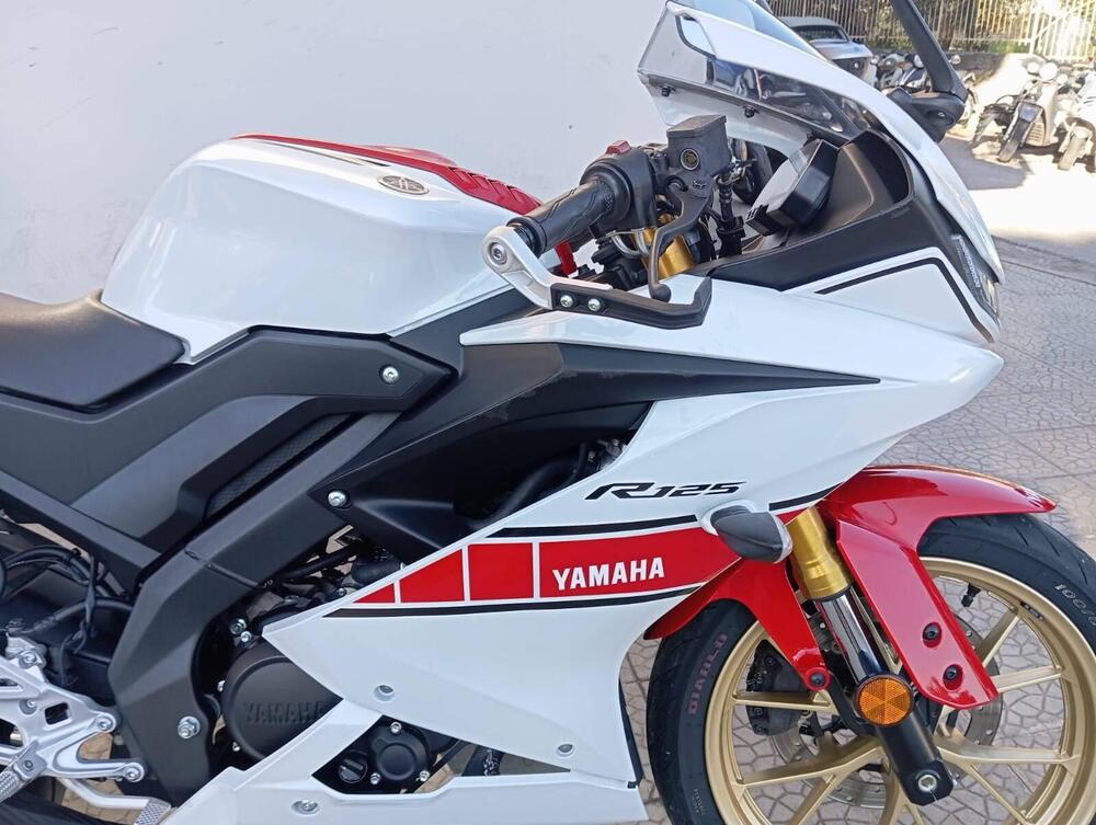 Yamaha YZF R125 (2021 - 22)