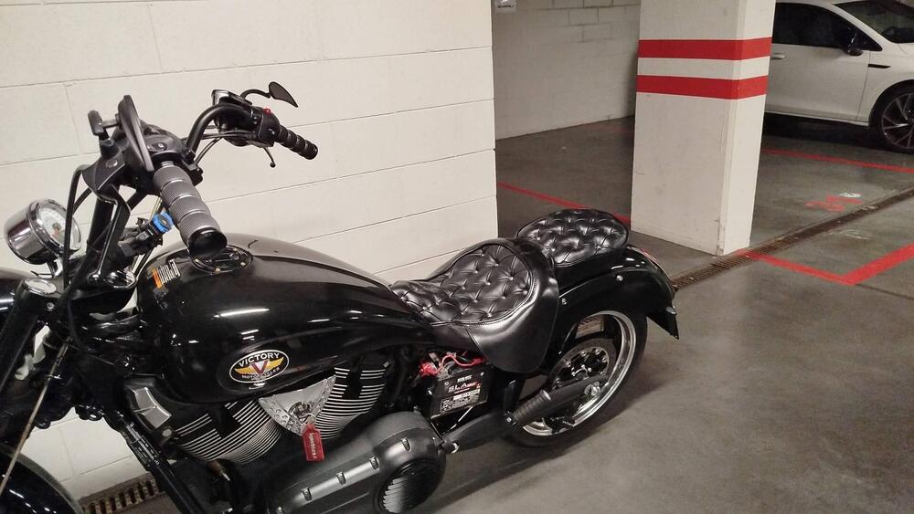 Victory Vegas 8 Ball (2011 - 19) (2)