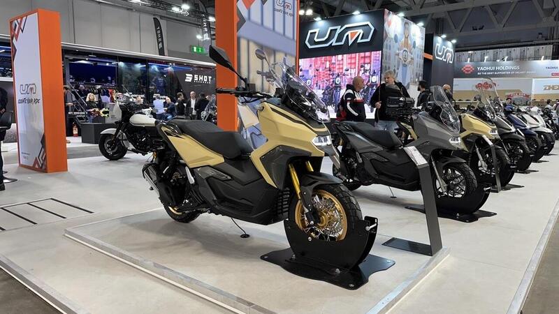 Eicma 2025: le novit&agrave; di UM Motorcycles, dagli scooter adventure ai 10 anni di garanzia [VIDEO]