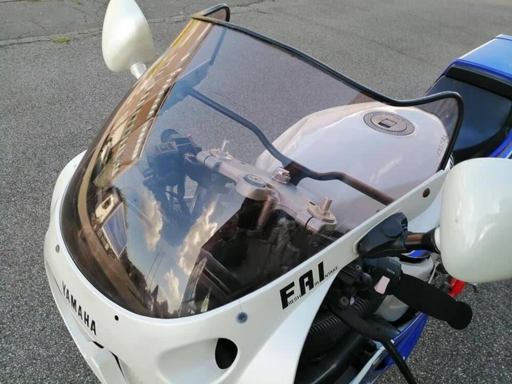 Yamaha FZR 1000 EXUP  (7)