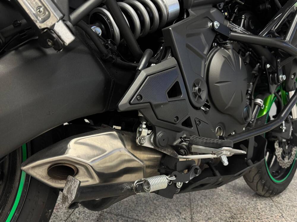 Kawasaki Versys 650 Tourer Plus (2021) (11)