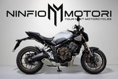 Honda CB 650 R E-Clutch (2024 - 25) usata