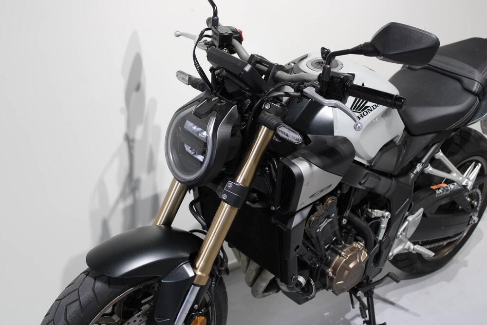 Honda CB 650 R E-Clutch (2024 - 26) (9)