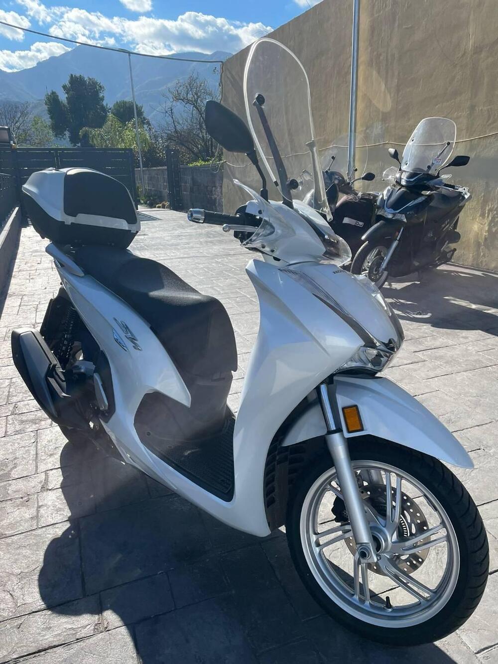 Honda SH 350 (2021 - 24) (5)