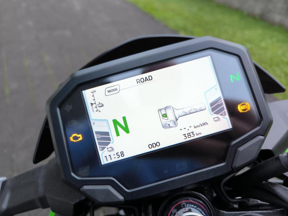 Kawasaki Z e-1 (2024 - 25) (5)