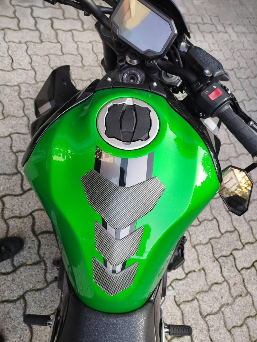Kawasaki Z 900 (2021 - 24) (7)