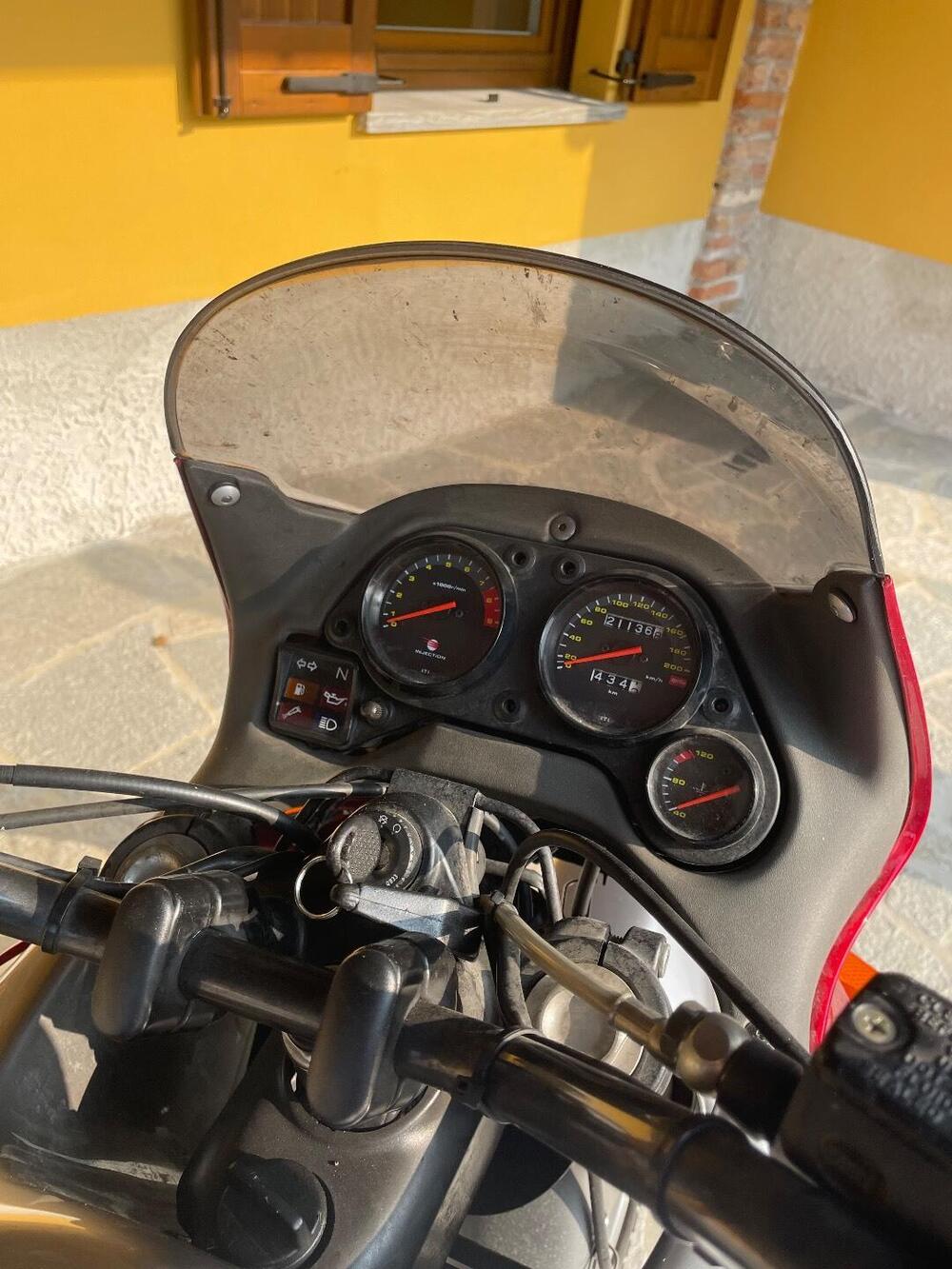 Aprilia Pegaso 650 IE (2003 - 04) (8)