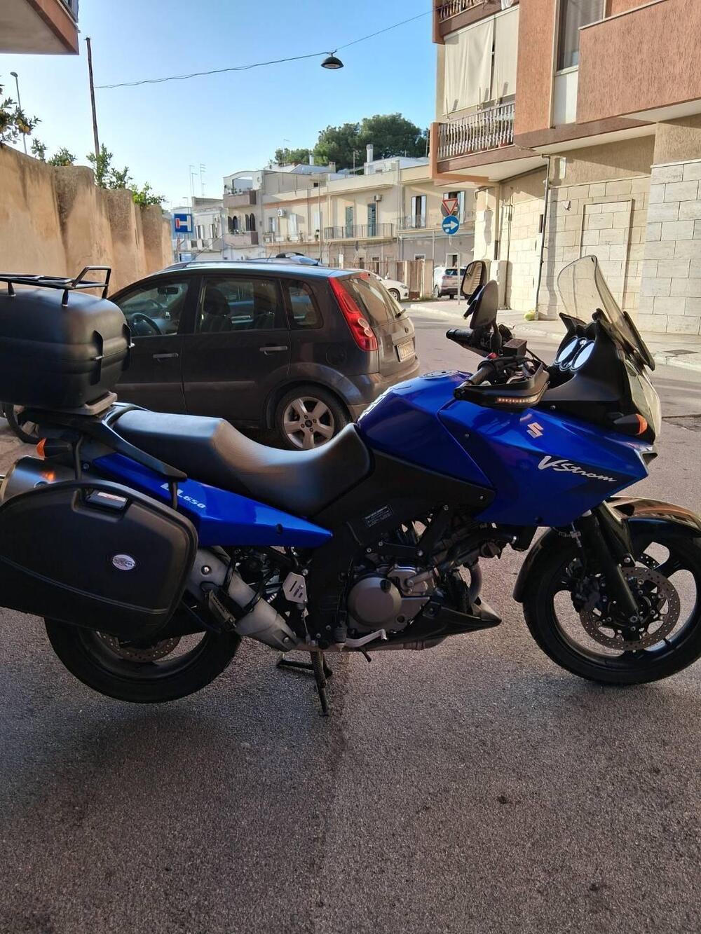 Suzuki V-Strom 650 (2008 - 11) (2)