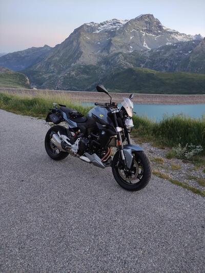 Bmw F 900 R (2021 - 24) usata