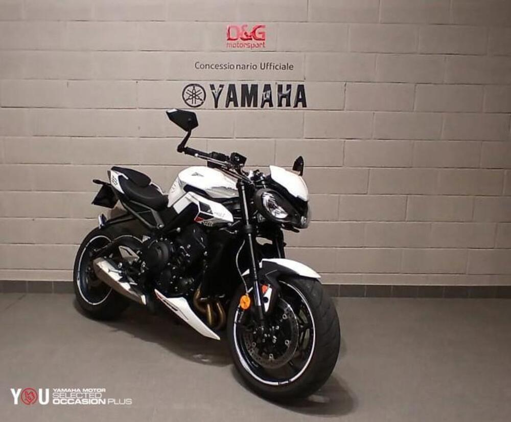Triumph Street Triple 765 R (2023 - 25) (2)