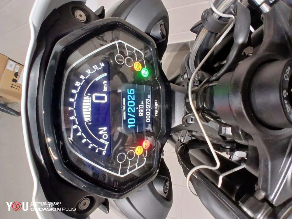 Triumph Street Triple 765 R (2023 - 25) (6)