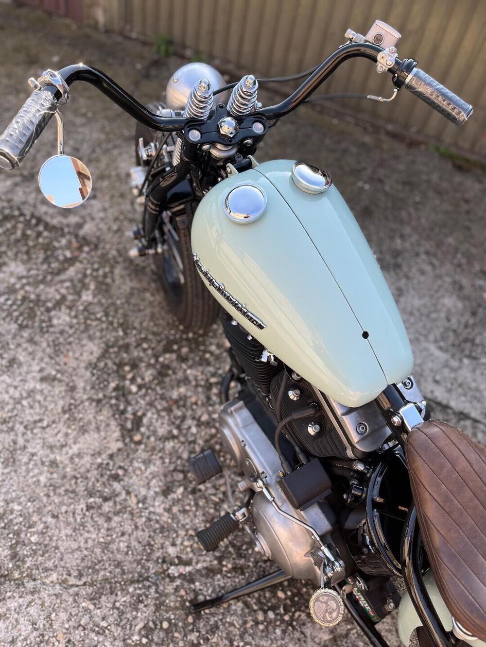 Harley-Davidson Sportster Bobber  (5)