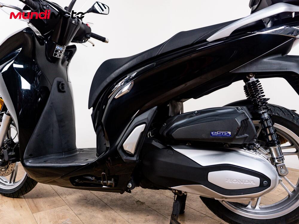 Honda SH 350i Sport (2025) (10)