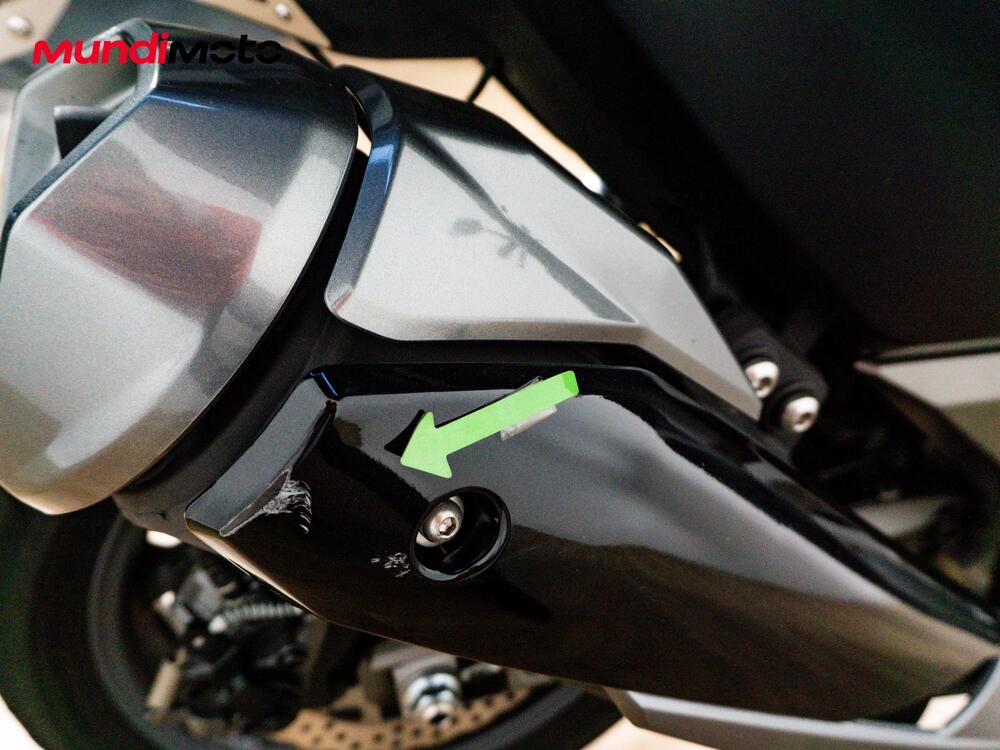 Kymco AK 550 ETS (2021 - 26) (13)