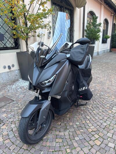 Yamaha X-Max 300 ABS (2017 - 20) usata