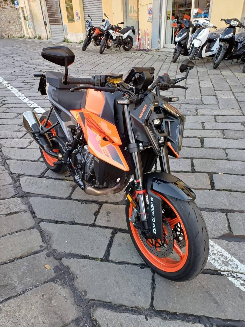 KTM 990 Duke (2024 - 26) (2)