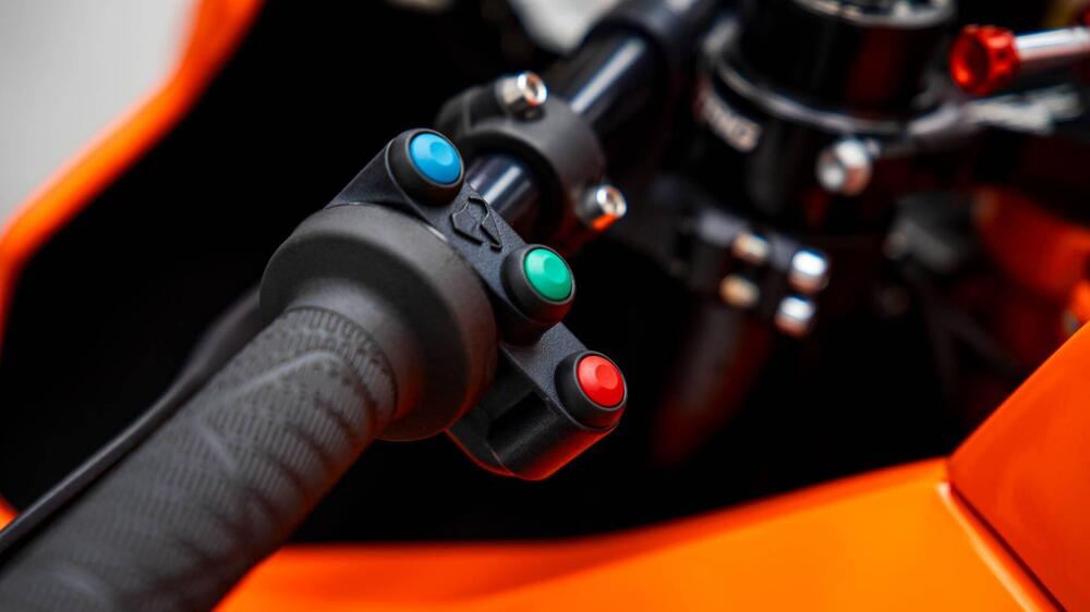 KTM RC 8C 890 (2021 - 22) (14)