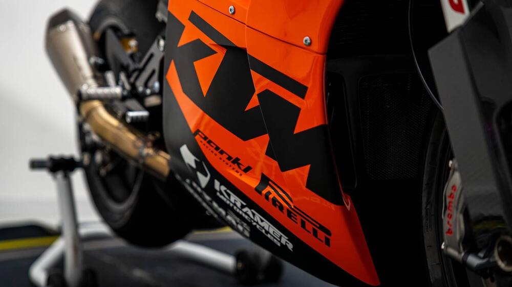 KTM RC 8C 890 (2021 - 22) (18)